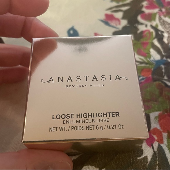 BNIB Anastasia Highlighter and Norvina Eyeshadow Palette, all full-size - Picture 6 of 10